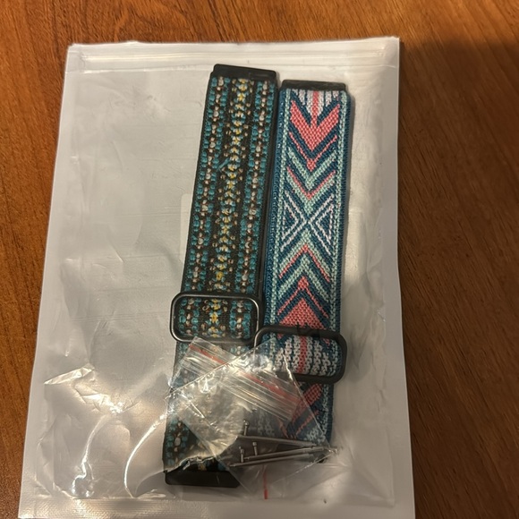 Lot of 7 Fitbit Versa Bands - Picture 3 of 4